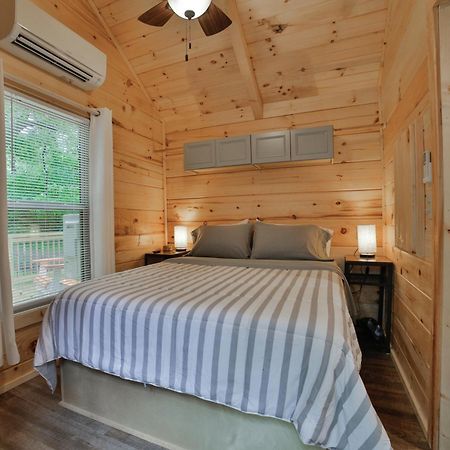 Lena Cabin Wooded Tiny Cabin - Hot Tub Chattanooga Exterior photo